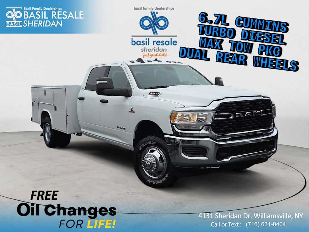 Used 2024 RAM 3500 SLT w/ Quick Order Package 2YG SLT AWD/4WD image 1