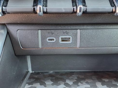 Used 2023 Chevrolet Colorado ZR2 w/ ZR2 Convenience Package III image 22