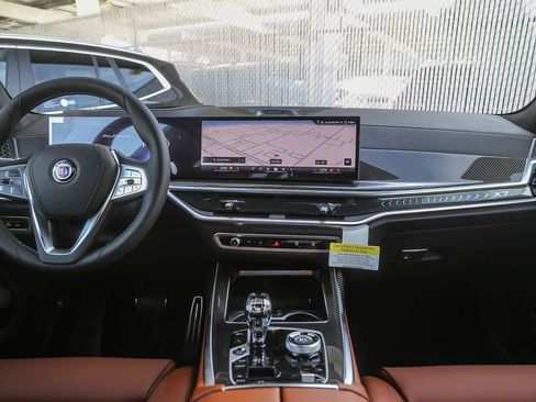 New 2026 BMW ALPINA XB7 AWD/4WD image 9