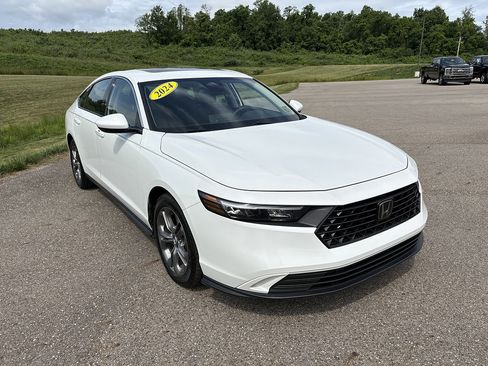 Used 2024 Honda Accord EX image 7
