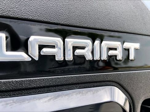 Used 2024 Ford F250 Lariat w/ Lariat Ultimate Package AWD/4WD image 8
