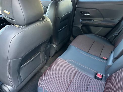 Used 2025 Nissan Kicks SR w/ SR Premium Package AWD/4WD image 4