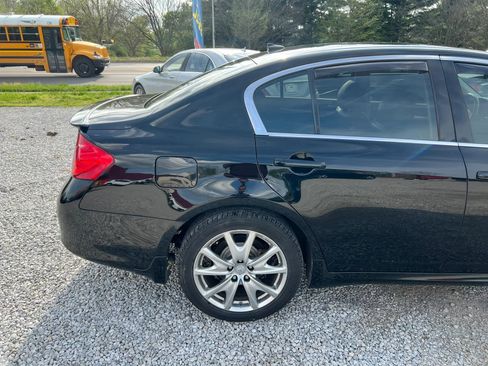 Used 2011 INFINITI G37 x Sedan w/ Premium Pkg image 9