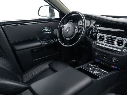 Certified 2017 Rolls-Royce Ghost image 30