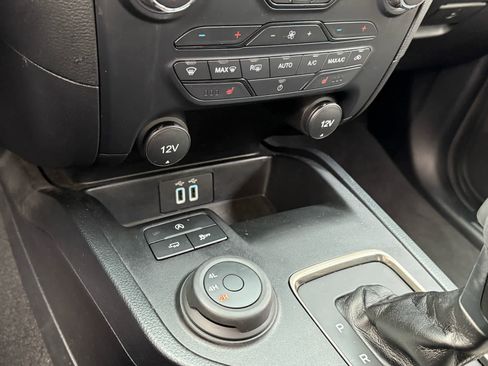 Used 2022 Ford Ranger Lariat w/ Trailer Tow Package image 22