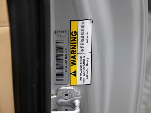 Certified 2016 Ferrari California T image 19