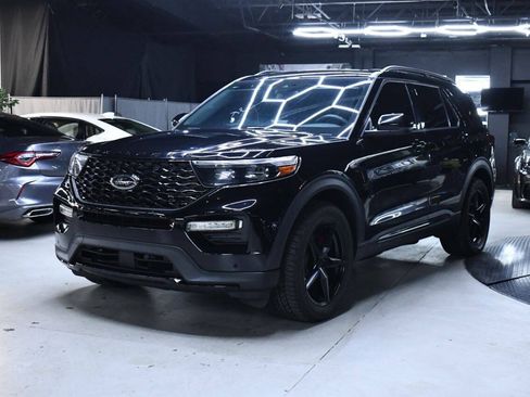 Used 2023 Ford Explorer ST w/ Equipment Group 401A AWD/4WD image 4