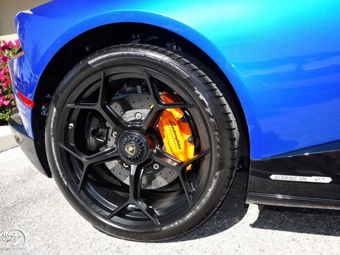Used 2020 Lamborghini Huracan EVO AWD/4WD image 21