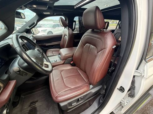 Used 2022 Ford Expedition Max Limited AWD/4WD image 18