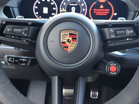 Used 2024 Porsche Cayenne Turbo GT AWD/4WD image 22