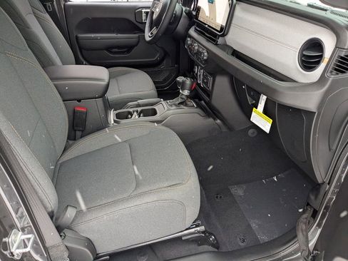 New 2026 Jeep Wrangler Unlimited Sport image 31