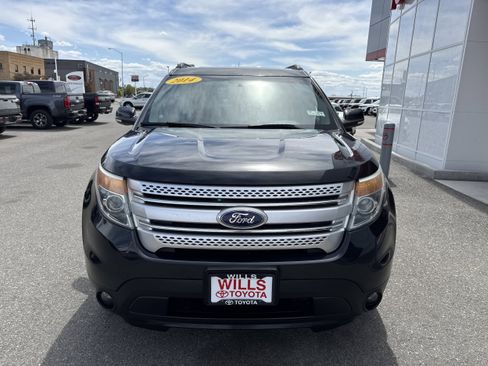 Used 2014 Ford Explorer XLT w/ Equipment Group 202A AWD/4WD image 5