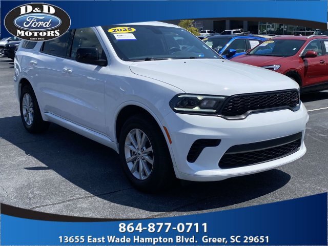 Used 2025 Dodge Durango GT RWD image 1