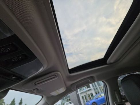 New 2026 Subaru Crosstrek 2.5i Limited AWD/4WD image 25