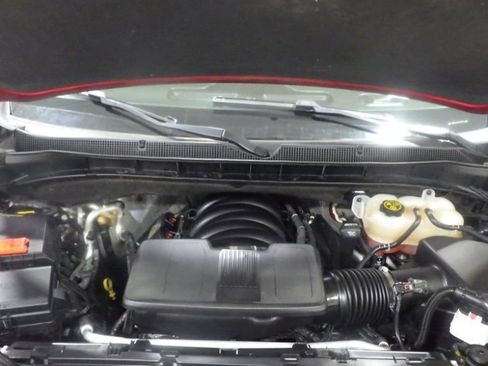 Used 2022 Chevrolet Tahoe Z71 w/ Luxury Package image 10