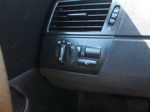 Used 2006 BMW X3 3.0i AWD/4WD image 16