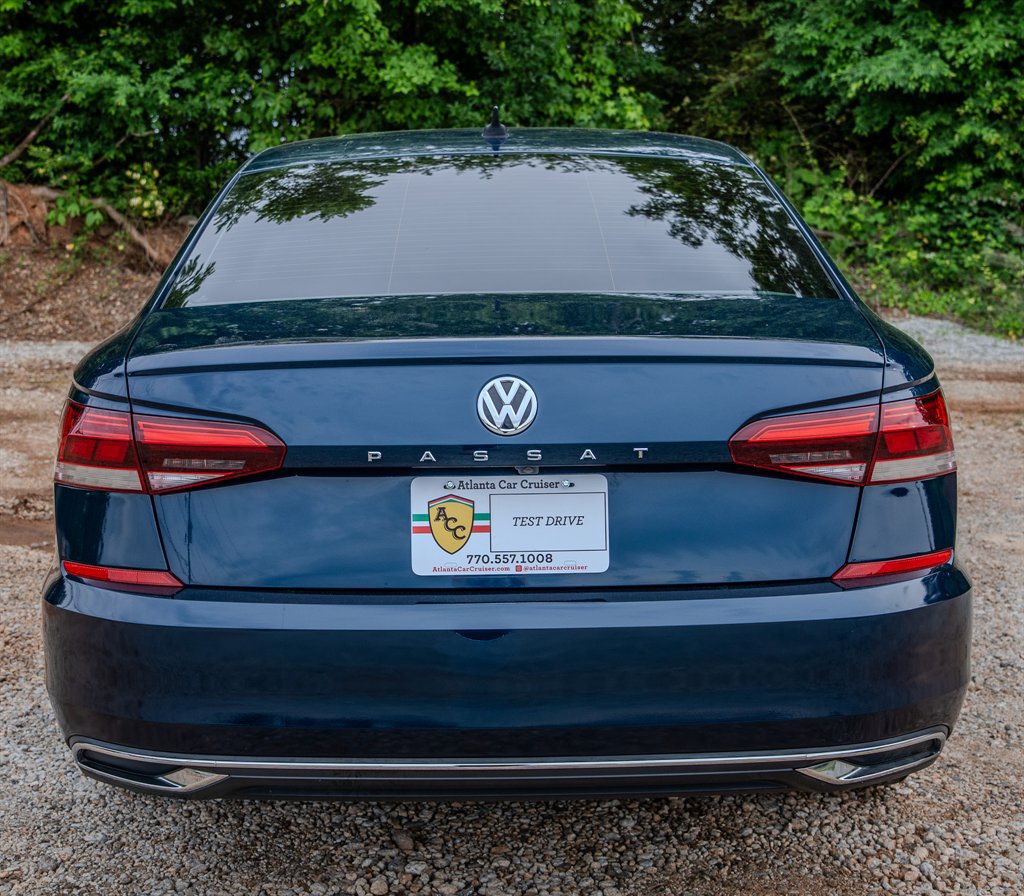 Used 2020 Volkswagen Passat 2.0T SE FWD image 4