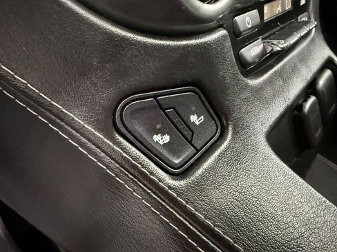 Used 2016 Chevrolet Suburban LT AWD/4WD image 24
