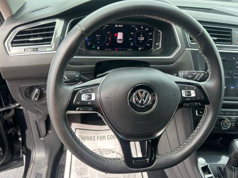 Used 2021 Volkswagen Tiguan SEL w/ 3-Row Tiguan MDO Package FWD image 14