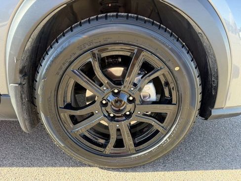 Used 2023 Nissan Kicks SR w/ SR Premium Package image 35