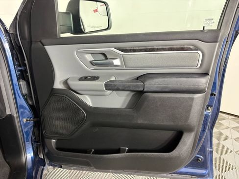 Used 2020 RAM 1500 Big Horn AWD/4WD image 30