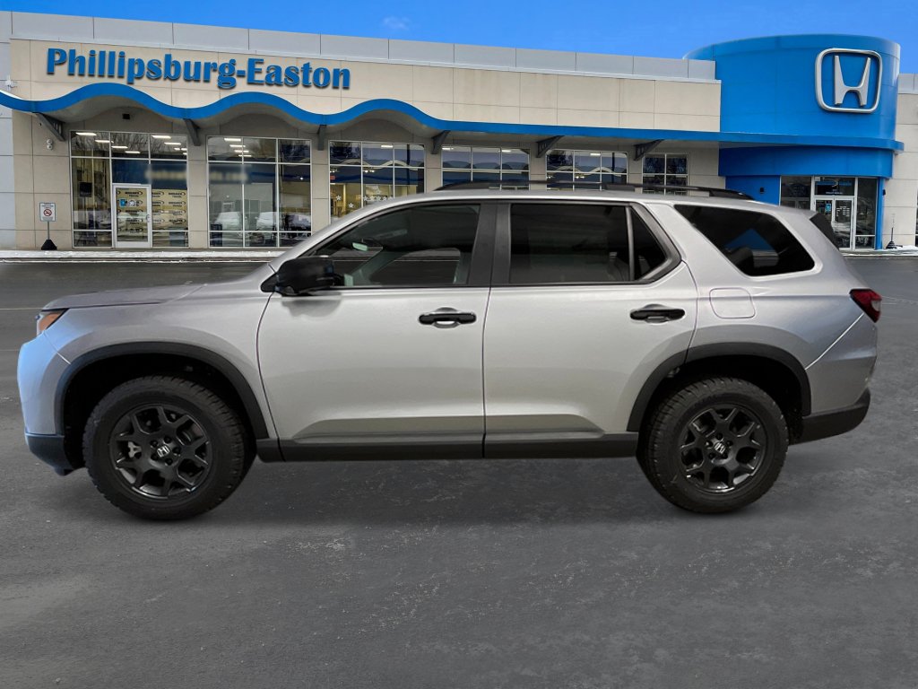 New 2026 Honda Pilot TrailSport image 2