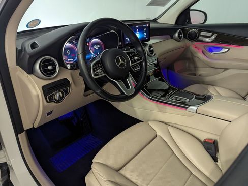 Used 2021 Mercedes-Benz GLC 300 image 31