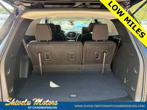Used 2020 Chevrolet Traverse LT image 10