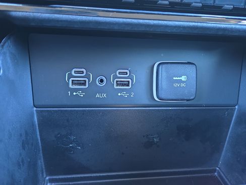 Used 2023 Jeep Grand Cherokee L Limited image 20