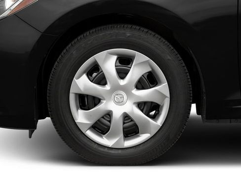Used 2016 MAZDA MAZDA3 i Sport w/ Preferred Equipment Package FWD image 12
