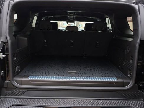 Certified 2025 GMC Hummer EV 2X AWD/4WD image 23