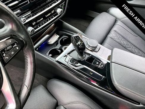Used 2021 BMW 530i w/ Convenience Package RWD image 8
