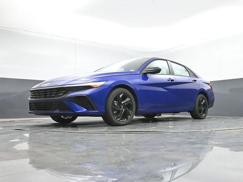 New 2026 Hyundai Elantra Sport image 10