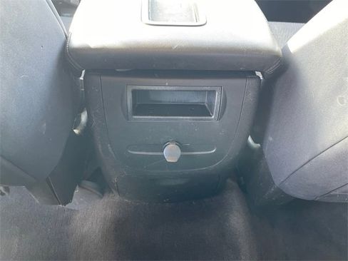 Used 2011 GMC Sierra 1500 SLE image 19