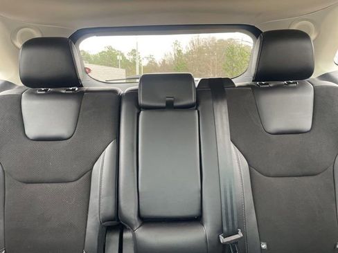 Used 2018 Ford Edge Sport image 11