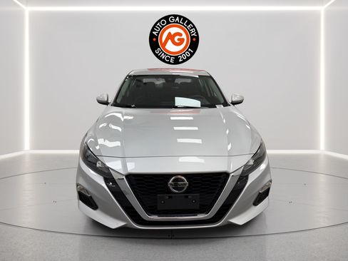 Used 2022 Nissan Altima 2.5 S FWD image 2