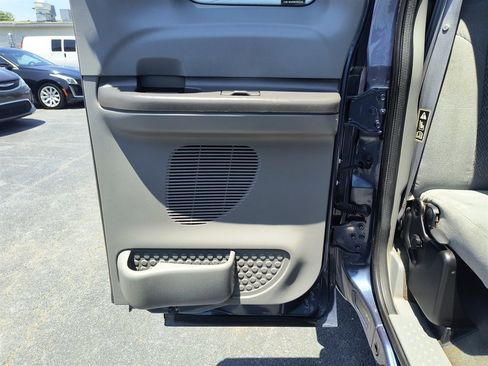 Used 2004 Ford F250 XLT AWD/4WD image 28