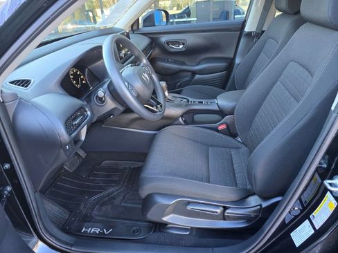 Used 2023 Honda HR-V LX image 12