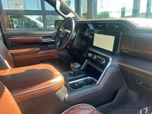 Used 2023 GMC Sierra 1500 Denali Ultimate AWD/4WD image 22