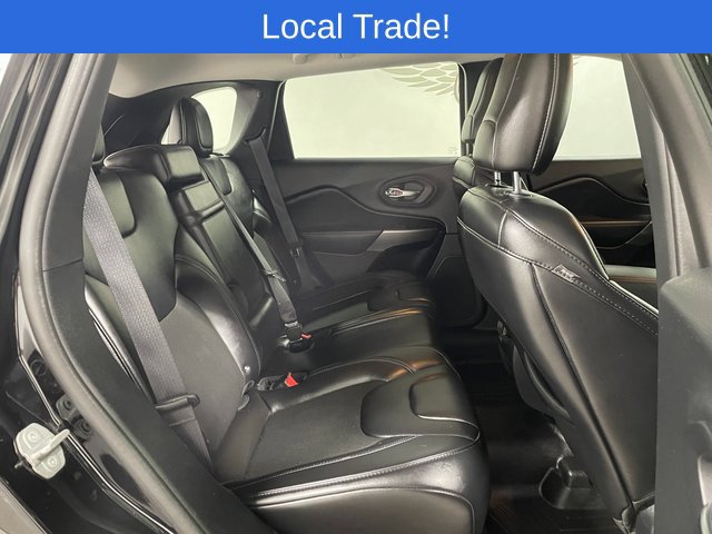 Used 2019 Jeep Cherokee Latitude Plus AWD/4WD image 21
