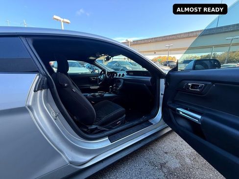 Used 2015 Ford Mustang GT RWD image 23