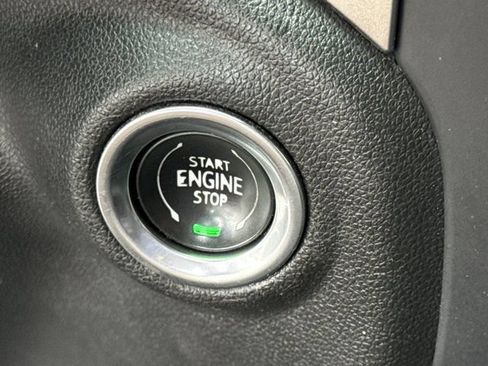 Used 2021 Chevrolet Silverado 1500 LT RWD image 23
