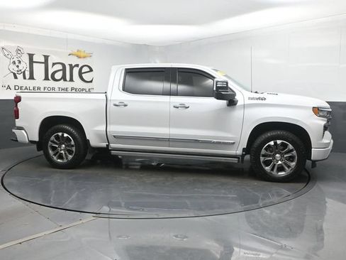 Used 2023 Chevrolet Silverado 1500 High Country w/ Technology Package AWD/4WD image 49