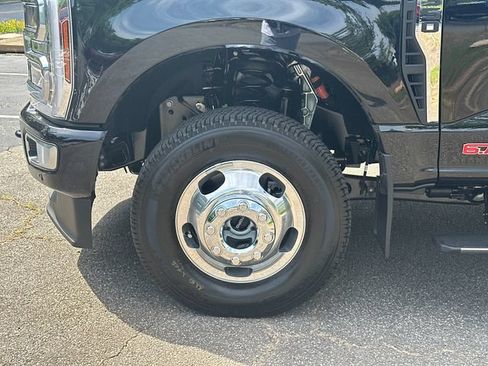 New 2026 Ford F350 Platinum w/ Platinum Plus Package AWD/4WD image 11