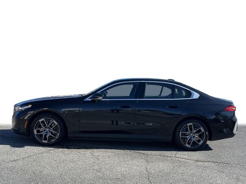 Used 2025 BMW i5 eDrive40i image 23