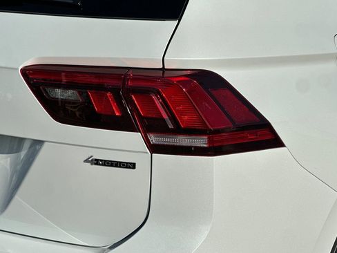 Used 2024 Volkswagen Tiguan SE R-Line image 26