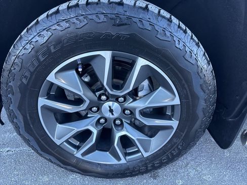 Used 2023 Chevrolet Silverado 1500 RST image 10