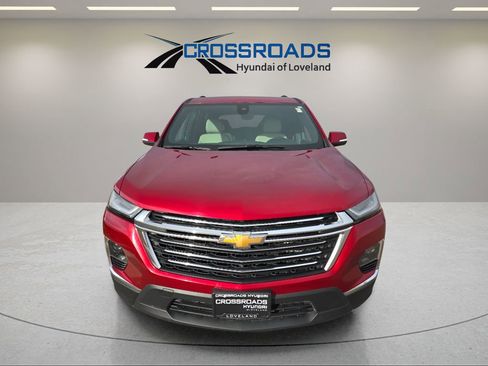 Used 2023 Chevrolet Traverse LT w/ LT Premium Package image 8