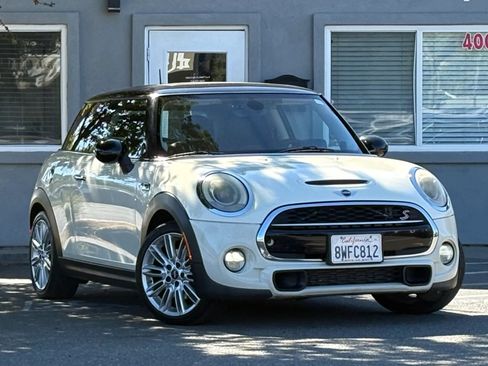 Used 2014 MINI Cooper S image 3