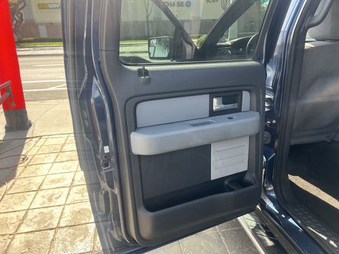 Used 2014 Ford F150 XLT w/ XLT Chrome Package image 29